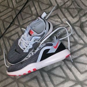 Women’s Nike Flex TR9 shoes size 6.5